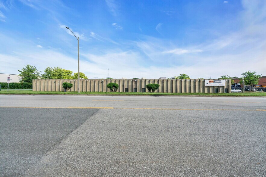 More Photos Of 5731 General Washington Dr, Alexandria Distribution For Sale