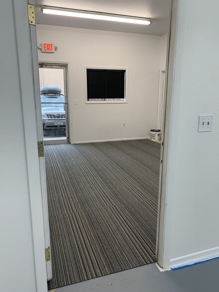 More Photos Of 778 Baseline Rd, Lafayette Warehouse For Lease