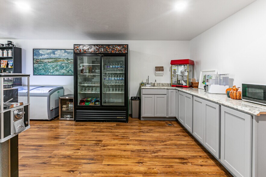 More Photos Of 5175 E Highway 35, Kamas Specialty For Sale