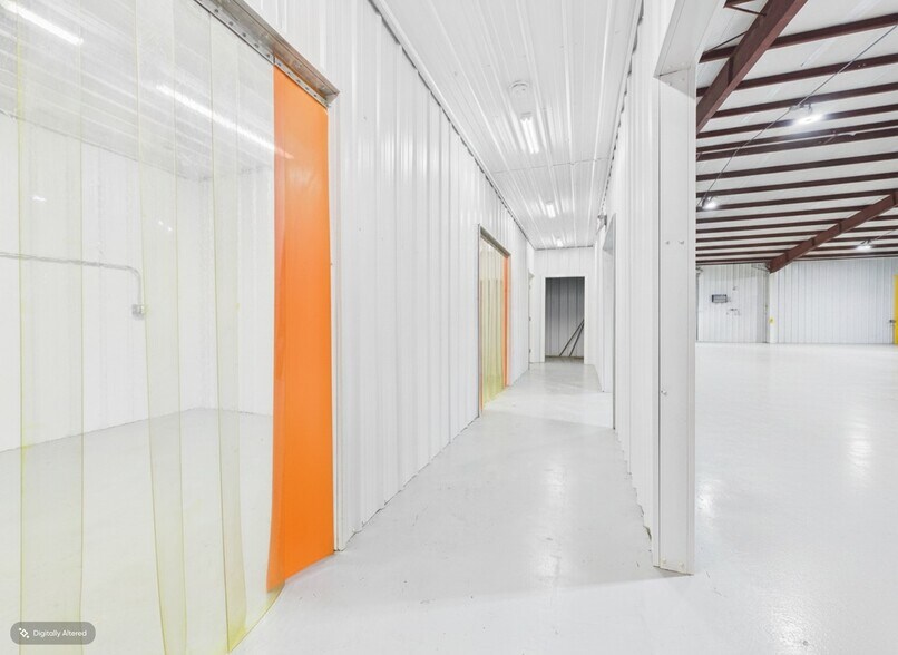 More Photos Of 124 Commerce St, Bowdon Showroom For Sale