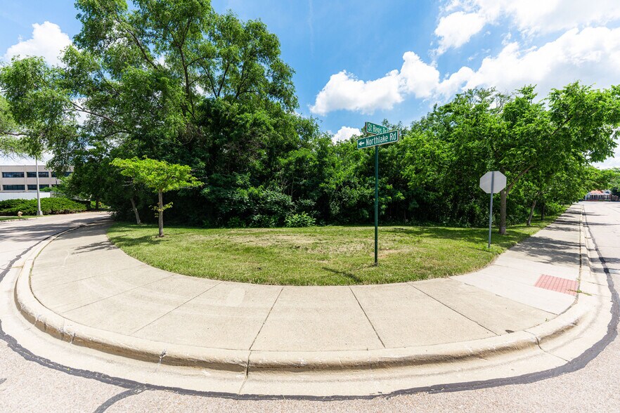 More Photos Of 250 St Regis Dr, Lombard Land For Sale