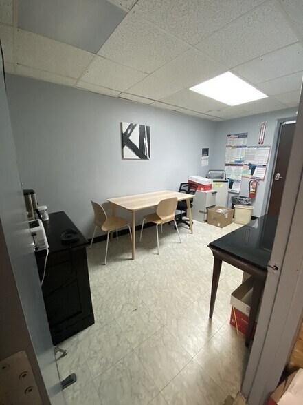 More Photos Of 3401 Davie Blvd, Fort Lauderdale Coworking Space