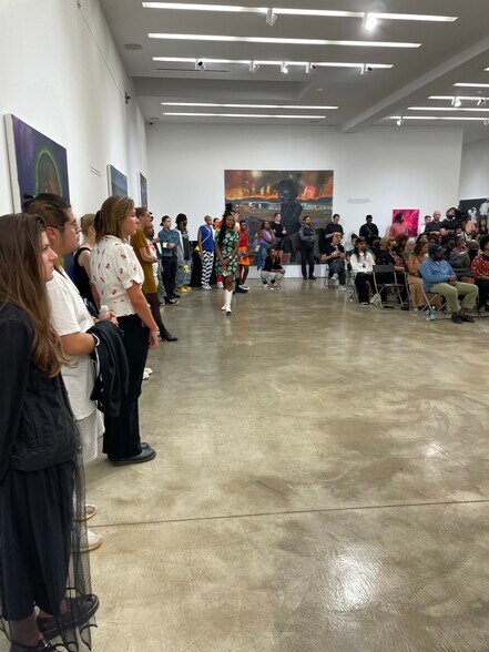 More Photos Of 219 N Elizabeth St, Chicago Showroom For Lease