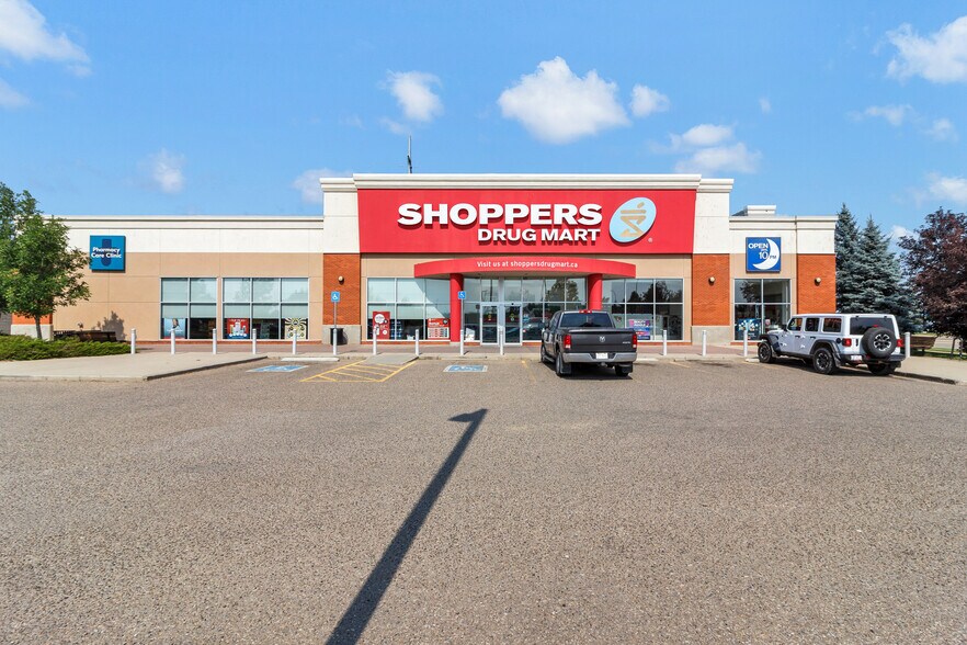 Primary Photo Of 2350 Division Av NW, Medicine Hat Unknown For Lease
