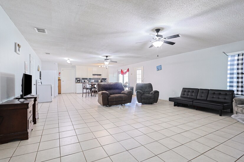 More Photos Of 18501 County Road 3131, Gladewater Multifamily For Sale