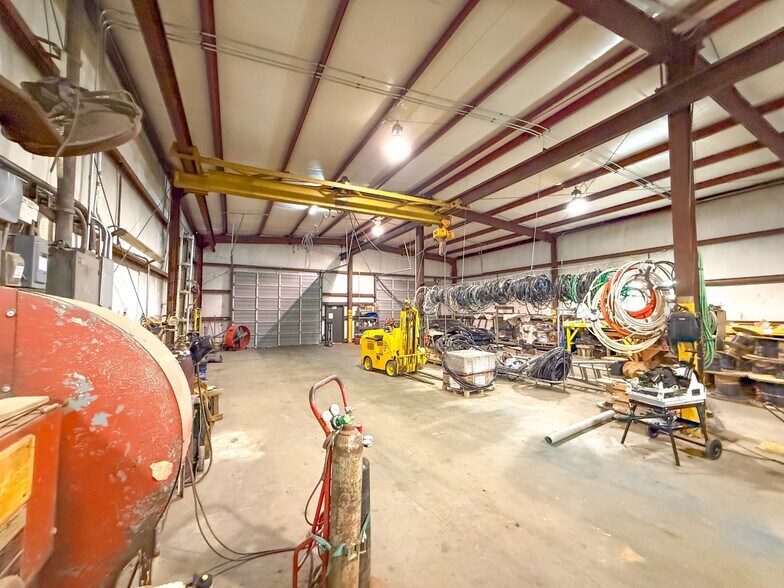 More Photos Of 2335 Columbia Hwy, Pulaski Industrial For Sale