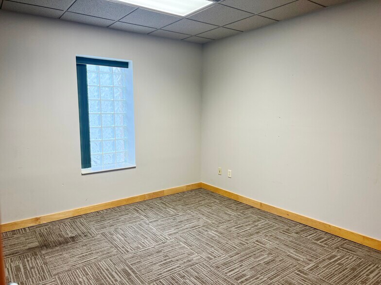 More Photos Of 411 Front St, Brainerd Office For Lease
