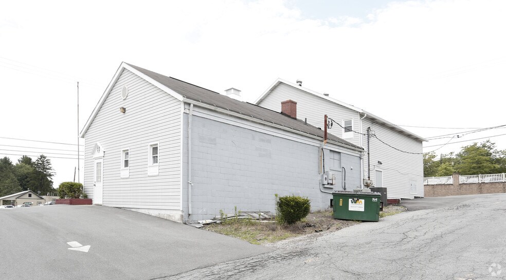 More Photos Of 360 Goucher St, Johnstown Medical For Lease