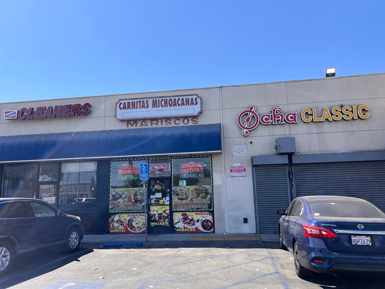 More Photos Of 9059-9079 Van Nuys Blvd, Panorama City Storefront For Lease