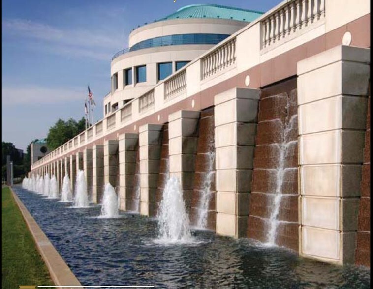 More Photos Of 4201 Congress St, Charlotte Office For Lease