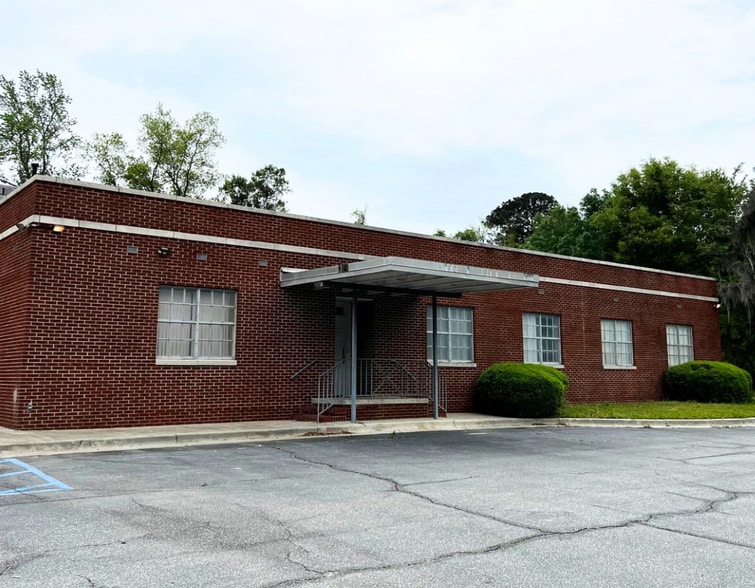 More Photos Of 309 Tibet Ave, Savannah Specialty For Sale