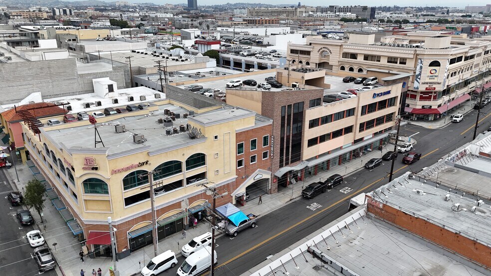 More Photos Of 777 E 12th St, Los Angeles Office For Lease