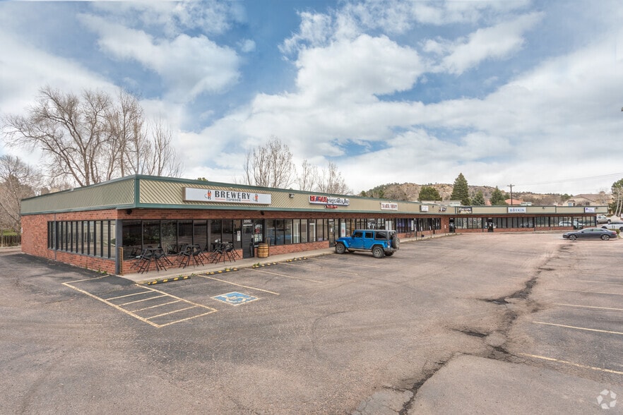 More Photos Of 3352-3366 Templeton Gap Rd, Colorado Springs General Retail For Lease