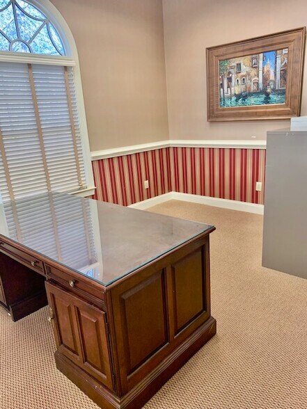 More Photos Of 2421 Brookstone Centre Pky, Columbus Medical For Sale