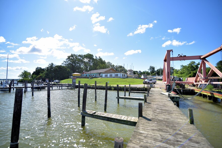 More Photos Of 12364 Neale Sound Dr, Cobb Island Marina For Sale