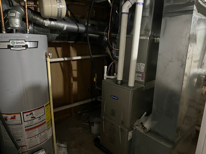 More Photos Of 5 Barney Cir SE, Washington Medical For Lease