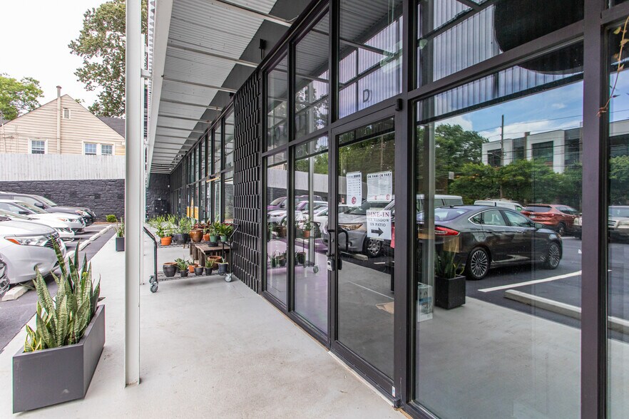 More Photos Of 714 Moreland Ave SE, Atlanta Storefront Retail Office For Lease