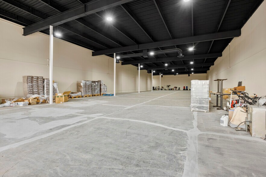 More Photos Of 90 Broadway, Menands Storefront For Lease