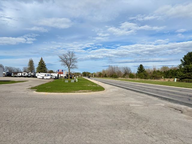 More Photos Of 7062 US Highway 31, Grawn Refrigeration Cold Storage For Lease
