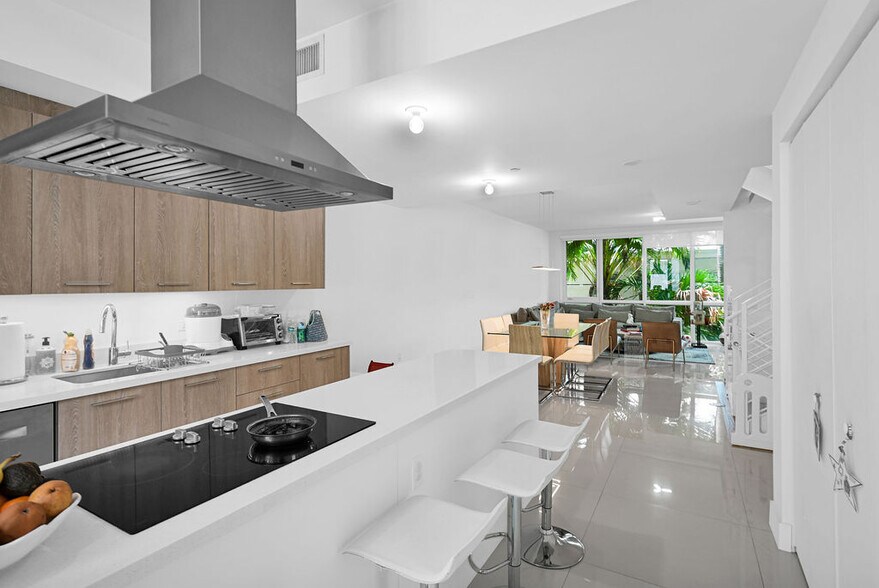 More Photos Of 1000 99th St, Bay Harbor Islands Apartments For Sale