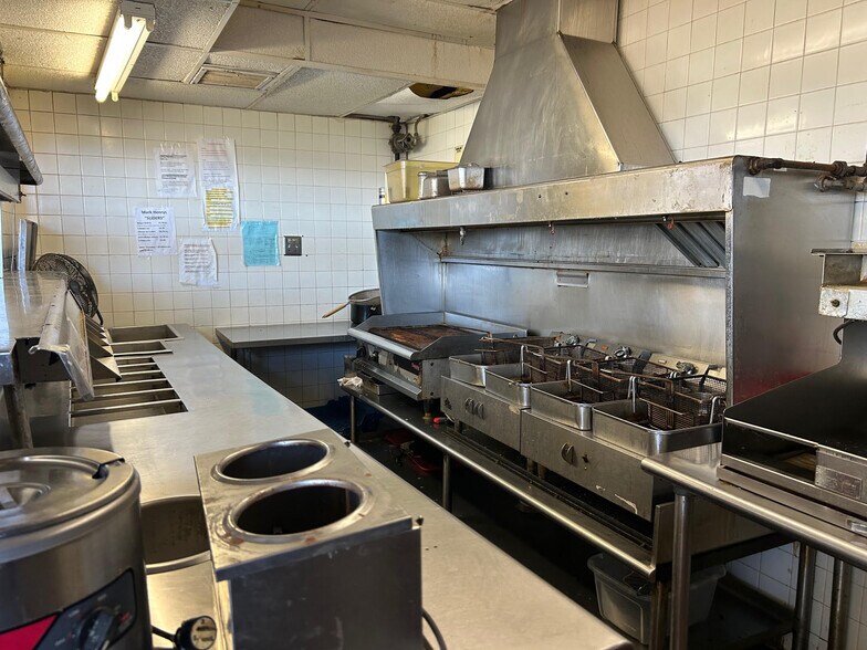 More Photos Of 1010 State Highway 21 W, San Augustine Fast Food For Sale