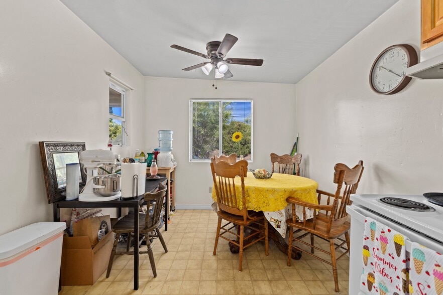 More Photos Of 2562 Alpine Blvd, Alpine Storefront Retail Residential For Sale