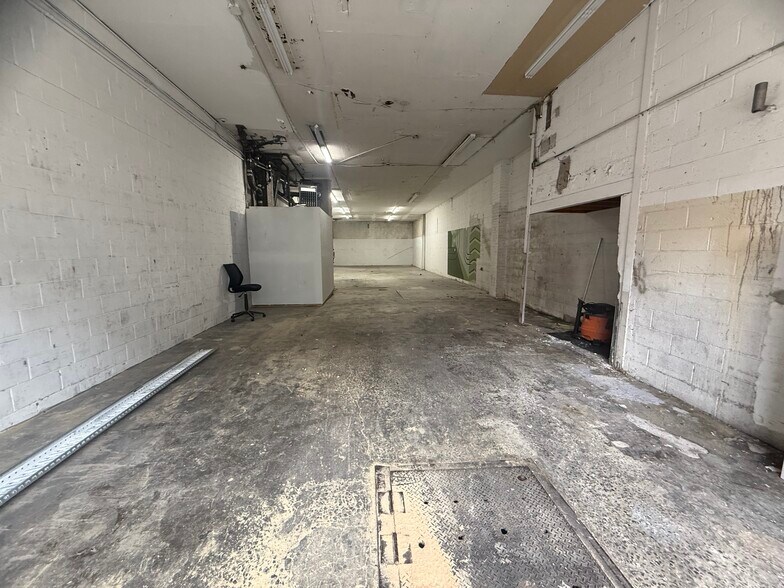 More Photos Of 521 47th Rd, Long Island City Warehouse For Lease