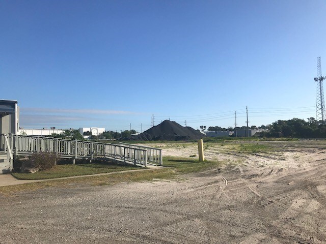More Photos Of 1650 Hemlock St, Tampa Land For Lease