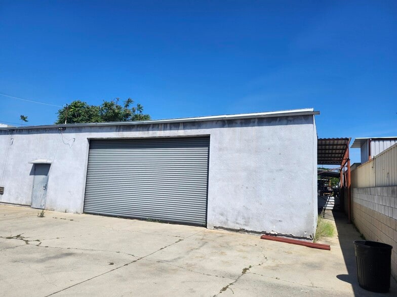 More Photos Of 10943 Schmidt Rd, South El Monte Light Manufacturing For Sale