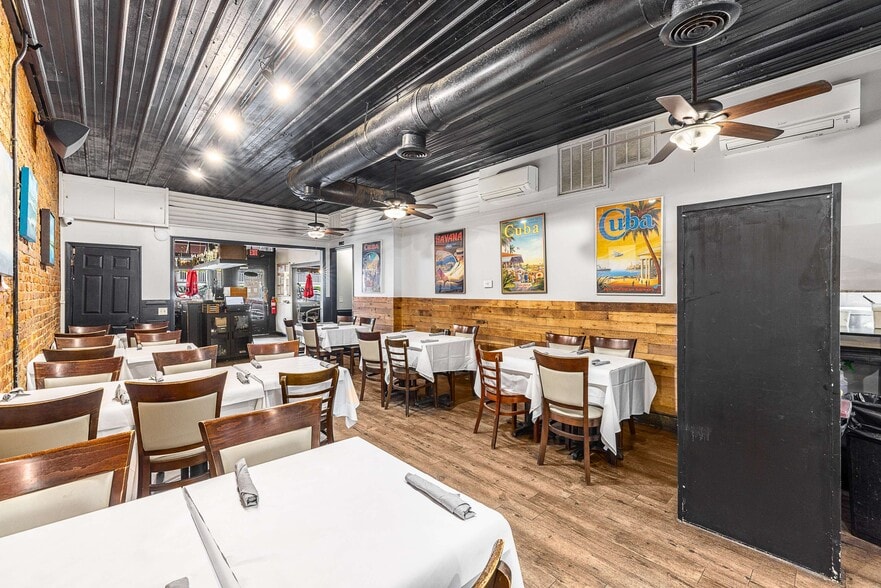 More Photos Of 35 S Peachtree St, Norcross Restaurant For Sale
