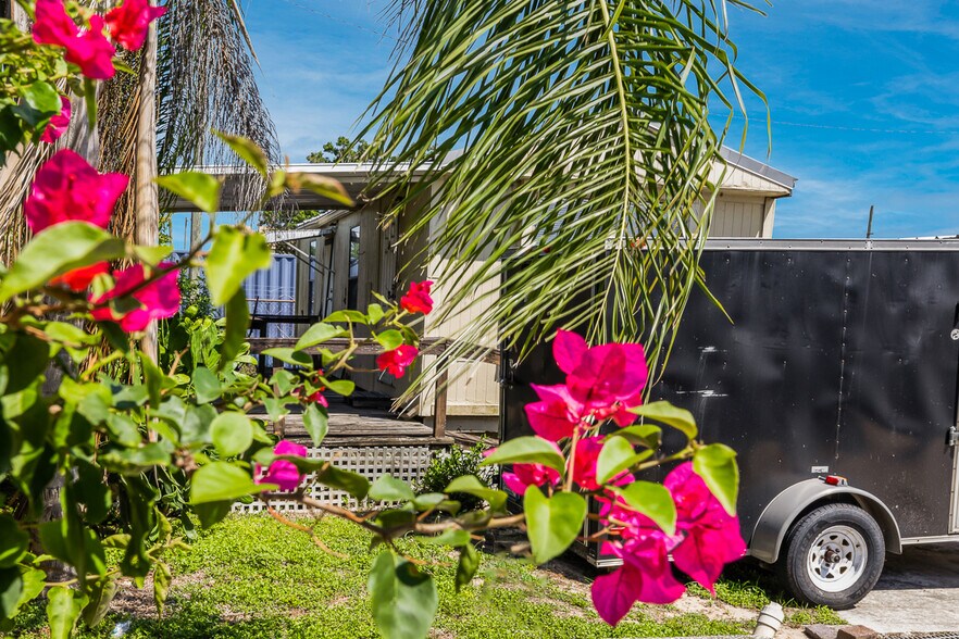 More Photos Of 3545 Recker Hwy, Winter Haven Warehouse For Sale