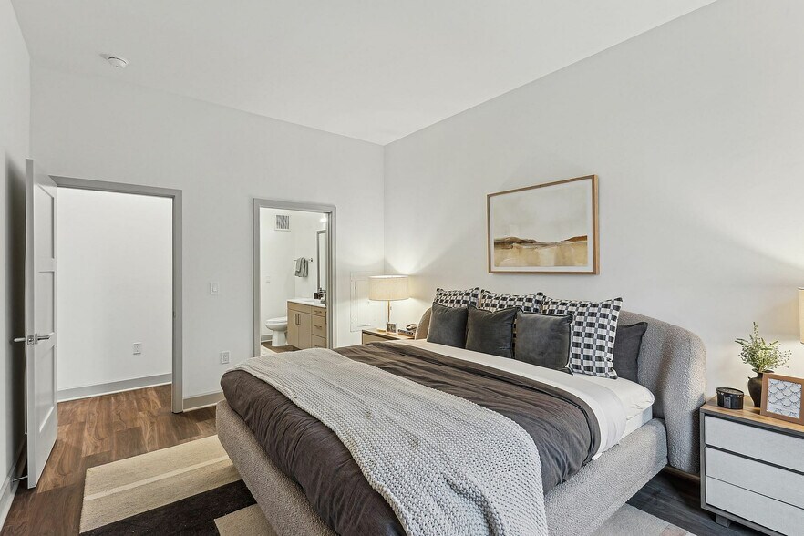 More Photos Of 6601 Melville St, Hyattsville Apartments For Lease