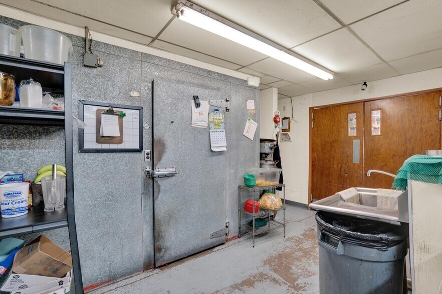 More Photos Of 4525 S Park Ave, Tucson Restaurant For Sale