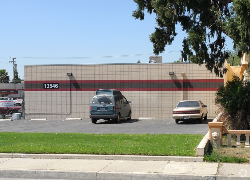 More Photos Of 13546 Central Ave, Chino Service For Lease