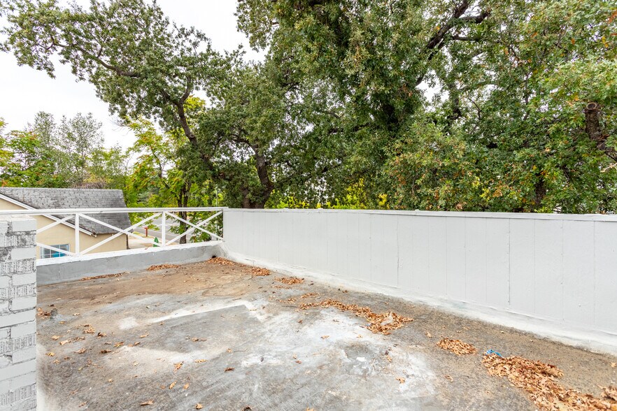 More Photos Of 1025 Parkview Ave, Redding Multifamily For Sale