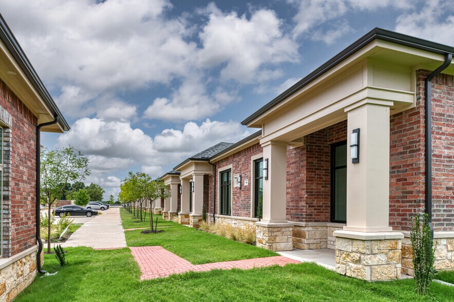 More Photos Of 7700 Preston Rd, Frisco Office For Lease