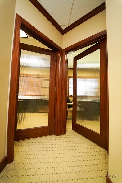 More Photos Of 3032 W Stolley Park Rd, Grand Island Office For Lease
