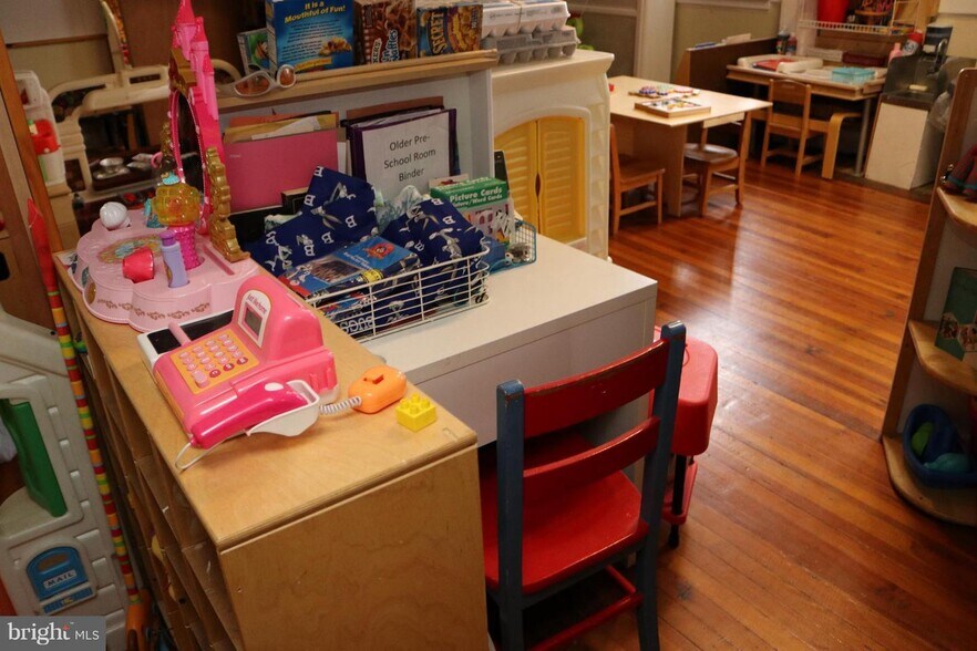 More Photos Of 101 W Mount Pleasant Ave, Philadelphia Daycare Center For Sale