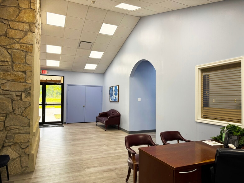 More Photos Of 7400 Eldridge Pky, Houston Schools For Sale