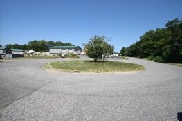 More Photos Of 19 Tradesman Cir, East Falmouth Warehouse For Lease