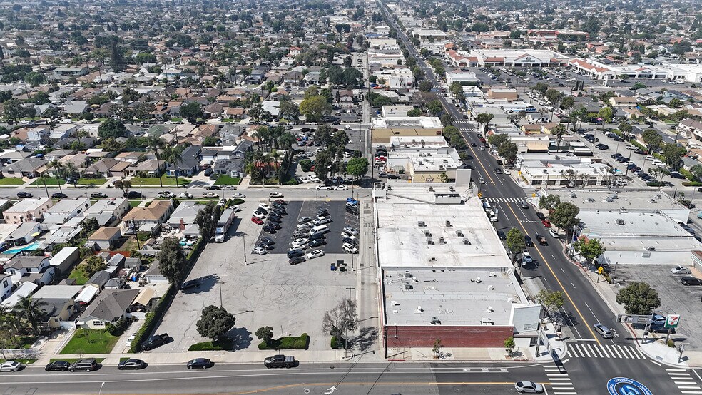 More Photos Of 4382-4390 Tweedy Blvd, South Gate Storefront For Lease