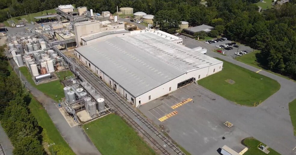 More Photos Of 3300 Westinghouse Blvd, Charlotte Manufacturing For Sale