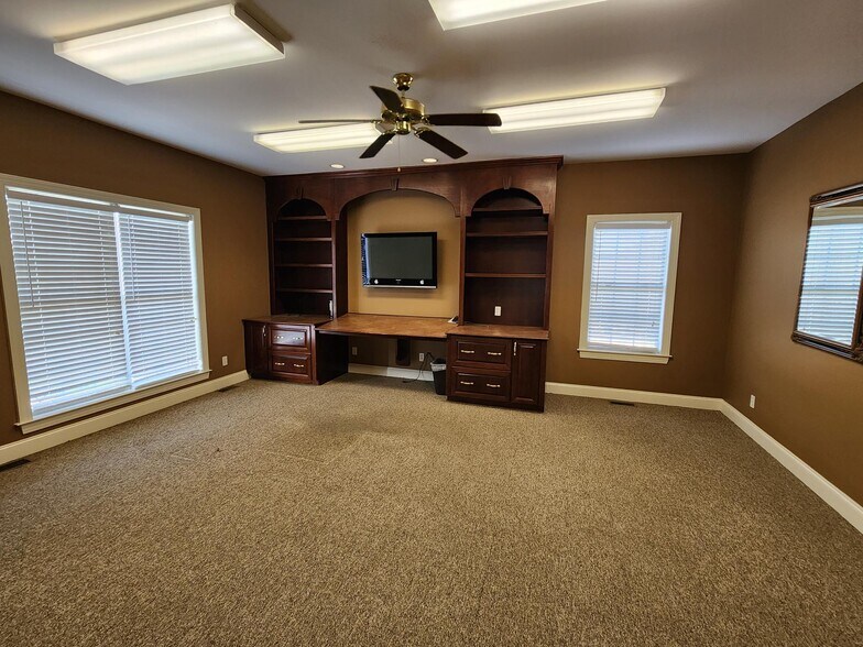 More Photos Of 5100 Pierce Ct, Evans Office Residential For Lease