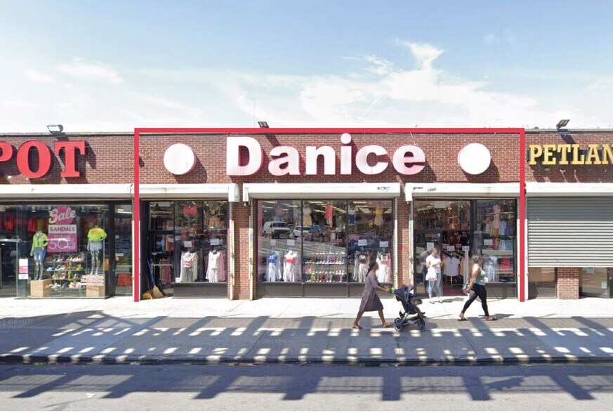 Primary Photo Of 144 E 98th St, Brooklyn Storefront For Lease