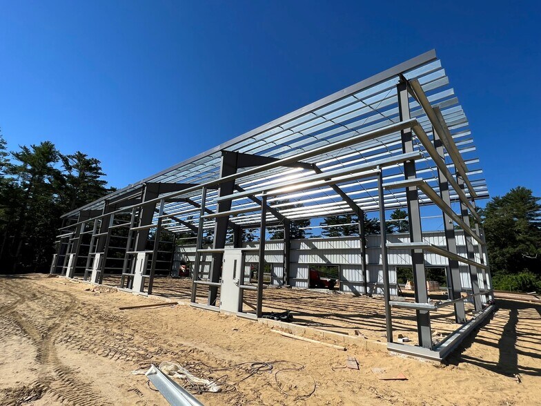 More Photos Of 1A Spring, Carver Warehouse For Sale