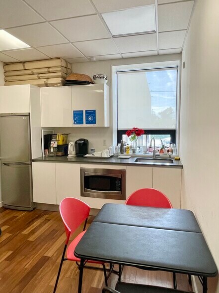 More Photos Of 18-00 Fair Lawn Ave, Fair Lawn Loft Creative Space For Lease