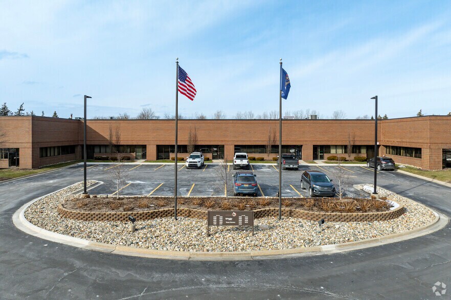 More Photos Of 44696-44808 Helm St, Plymouth Light Distribution For Lease