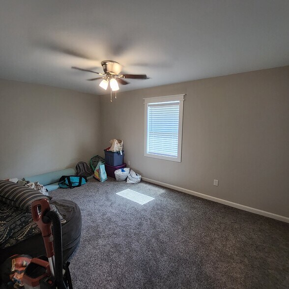 More Photos Of 224 E Clark St, Pinewood Apartments For Sale