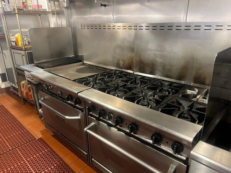 More Photos Of 17 S 1st St, Alhambra General Retail For Sale