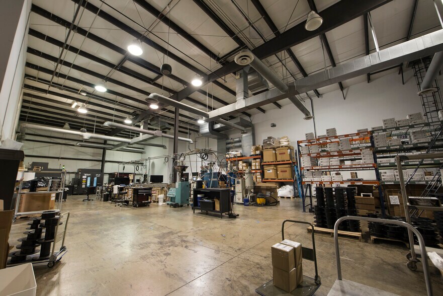 More Photos Of 6141 Avery Rd, Dublin Warehouse For Sale